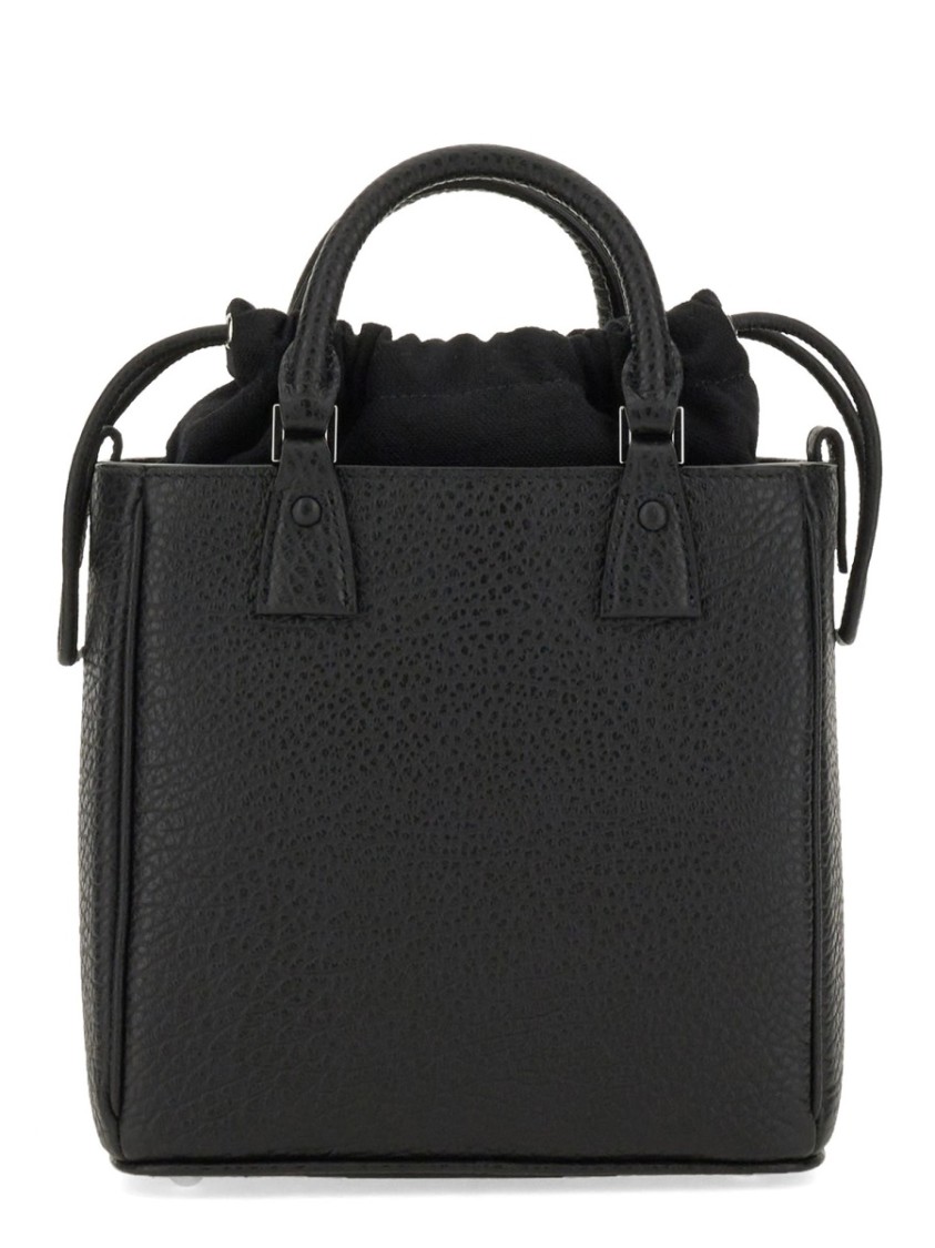 Maison Margiela マルジェラ 5AC TOTE VERTICAL/トートバッグ Maison Margiela 5AC Vertical Tote Bag | Black | FARFETCH