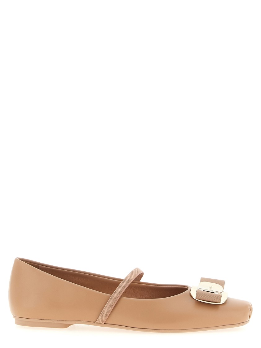 Ferragamo 'zina' Ballet Flats In Brown