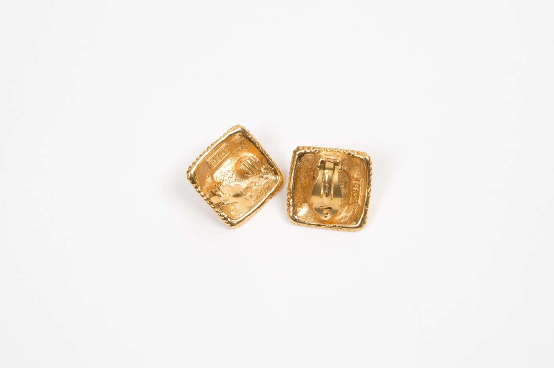 Saint Laurent Gold-tone Square Clip-on Earrings In Gold