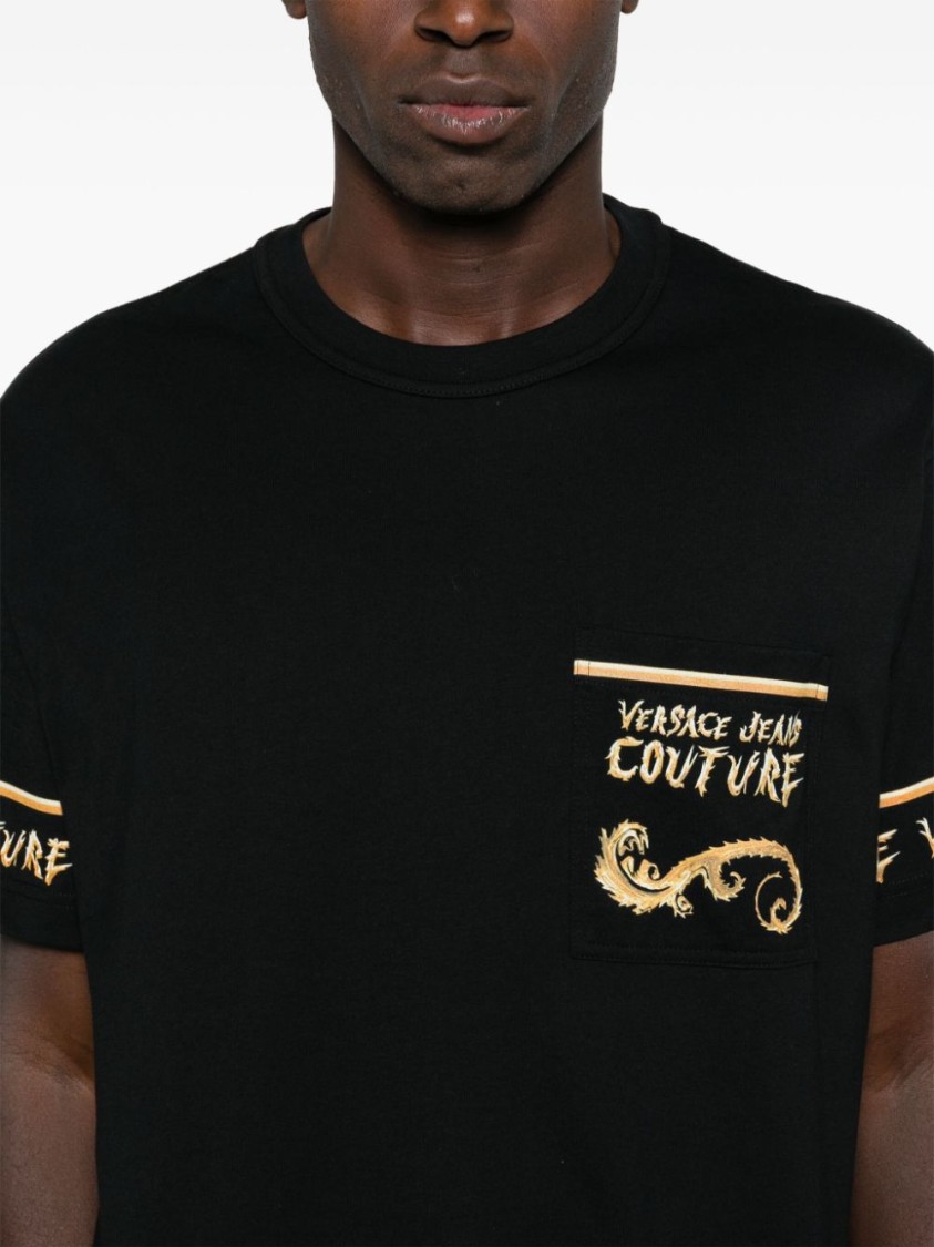 VERSACE JEANS COUTURE VERSACE JEANS COUTURE COTTON BLACK T-SHIRT WITH EMBROIDERED POCKET 