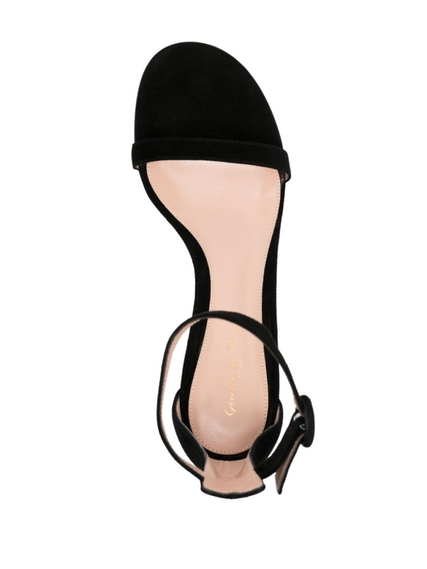 Gianvito Rossi Gaeta 45 In Black