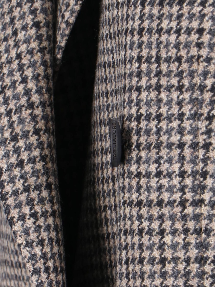 Tagliatore Double-breasted Houndstooth Jacket With Tailored Silhouette In Gray