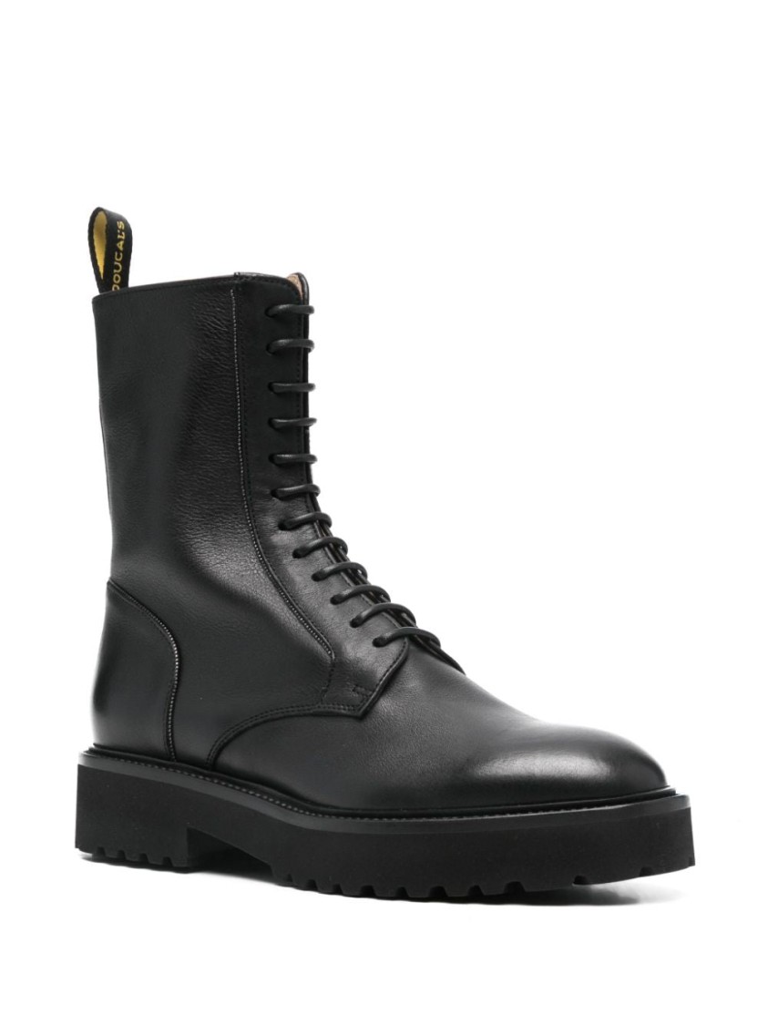 Doucal's Lace-up Ankle Boots With Sturdy Rubber Sole In Black