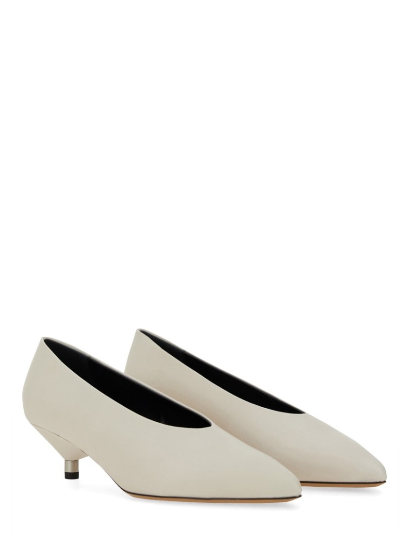 Isabel Marant Leather Ebisa Pumps In Neutrals
