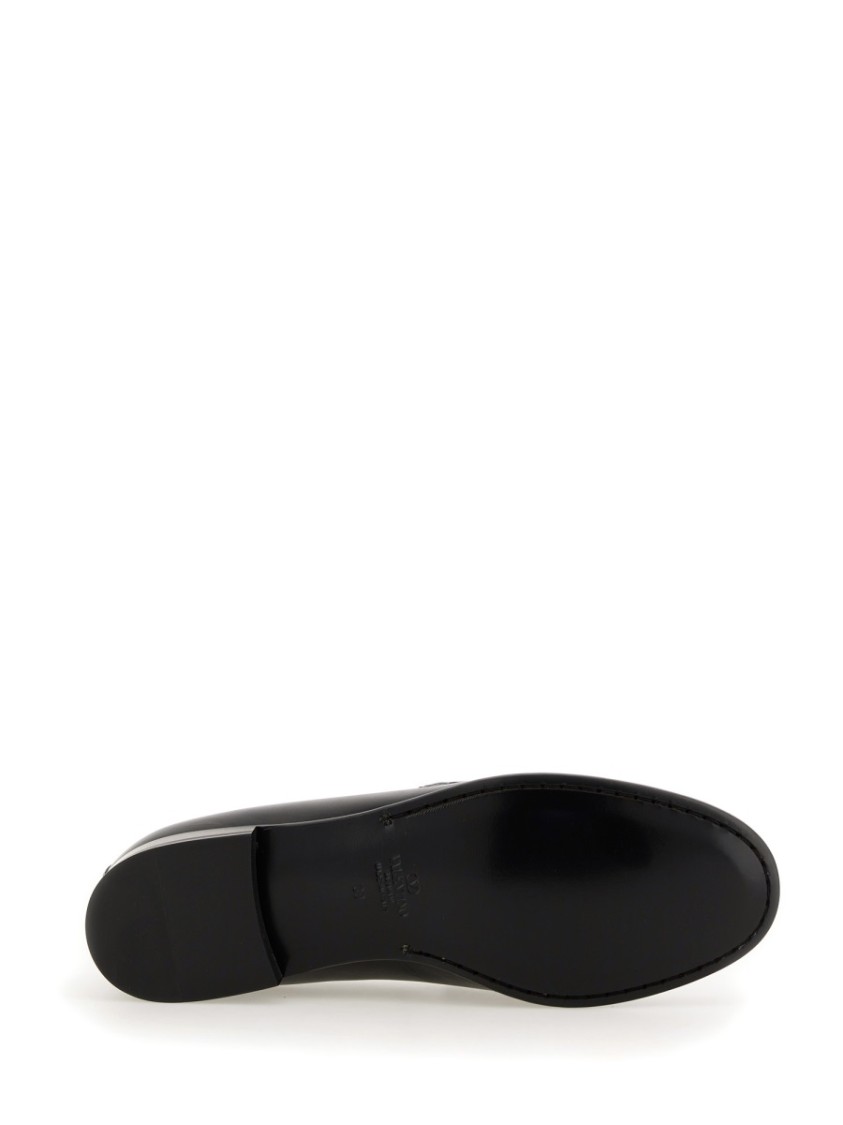 Valentino Garavani Moccasin Vlogo The Bold Edition In Black
