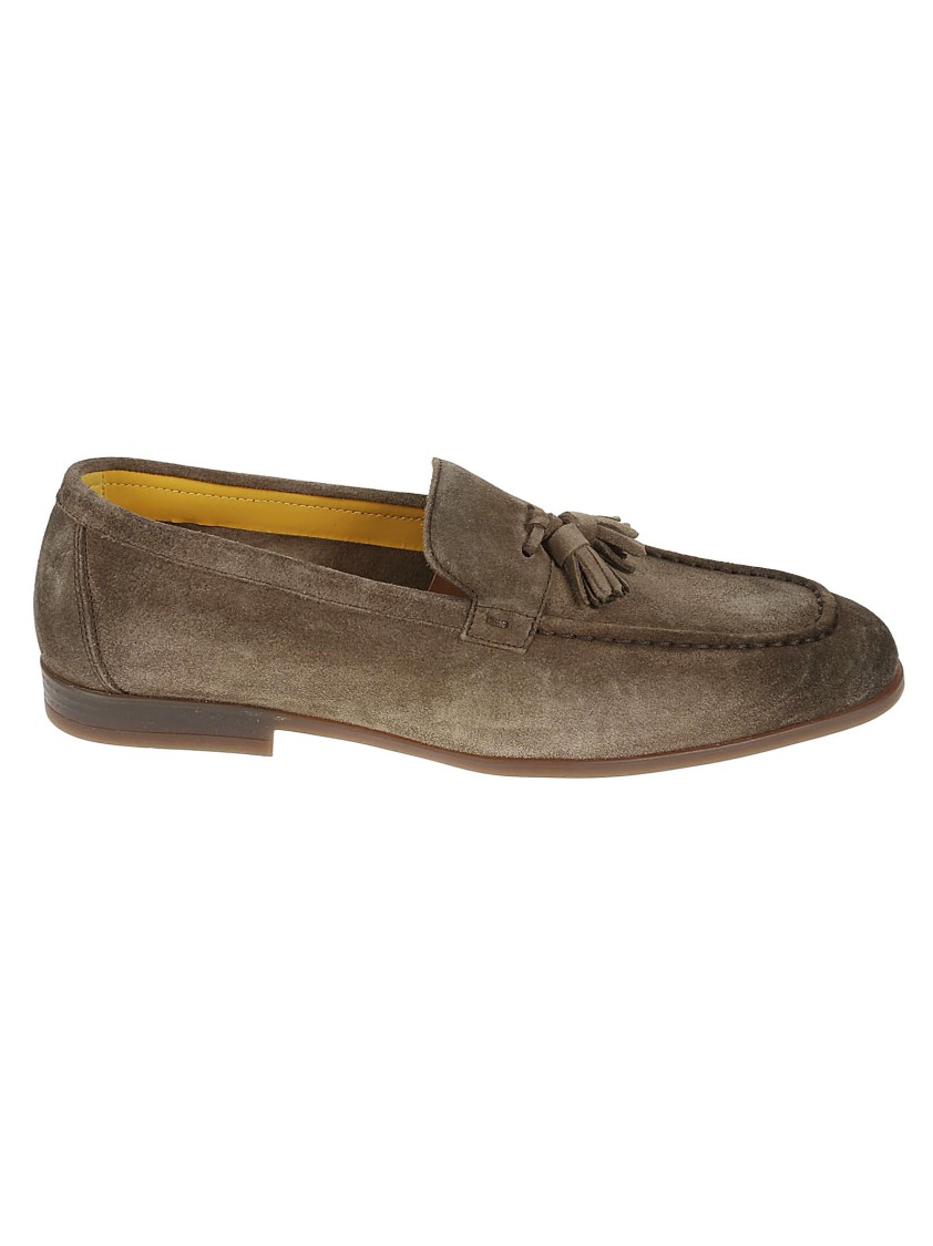 Doucal's Classic Suede Tassel Loafers With Bowl Stitching In Brown