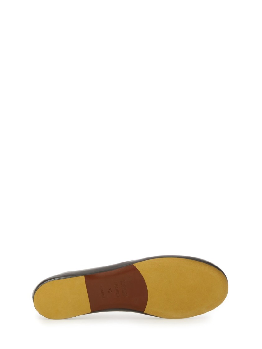Shop Moschino "duck" Dancer Leather Flats In Brown