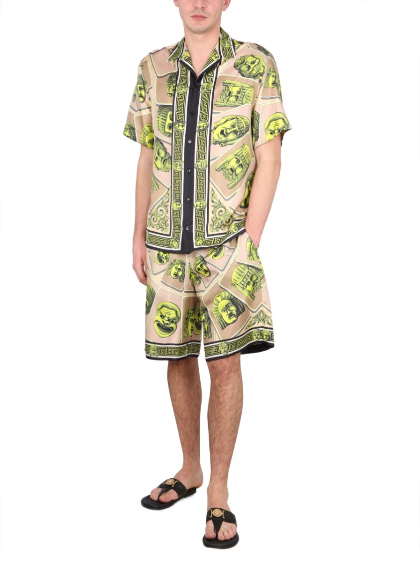 Versace Twill Silk Shorts Masks Print Detail In Green