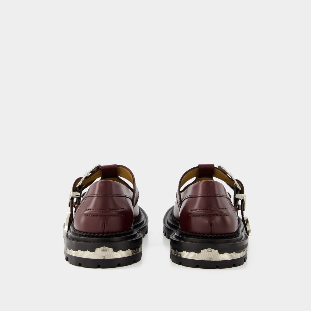 Shop Toga Pulla Aj1278 Loafers - Leather - Burgundy In Black