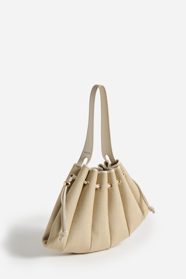 Themoirè Pleated Design Calipso Straw Bag
