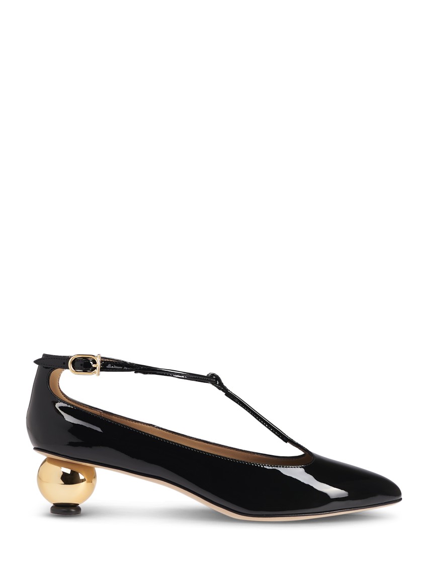 Ferragamo Pointed Toe Pumps With Spherical Heel Design In Black