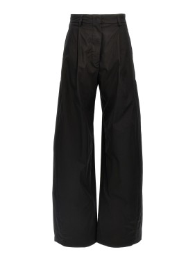 The Latest 'Chino Sculpture Leg' Pants Flare | THE LIST