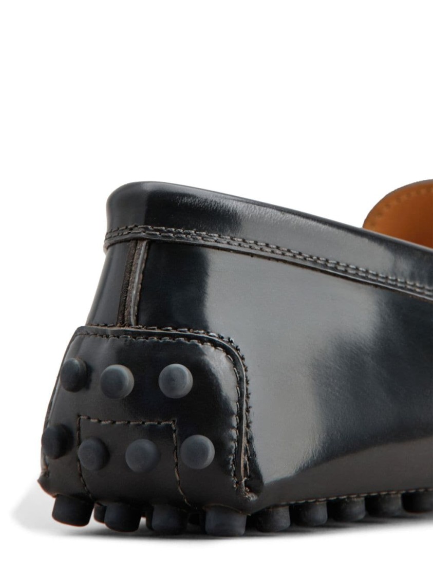 Tod's Women Gommino Leather Loafers In Black