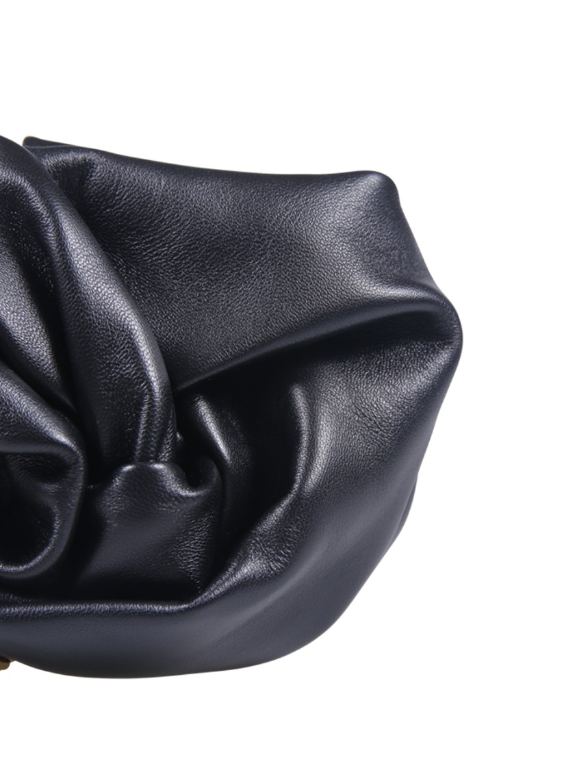 Burberry Ll Rose Clutch W/chain Slt In Black