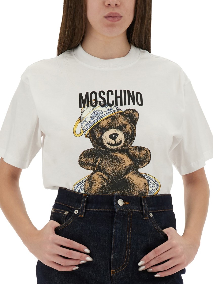 Moschino Crew Neck Graphic Print Short Sleeves Tshirt In White