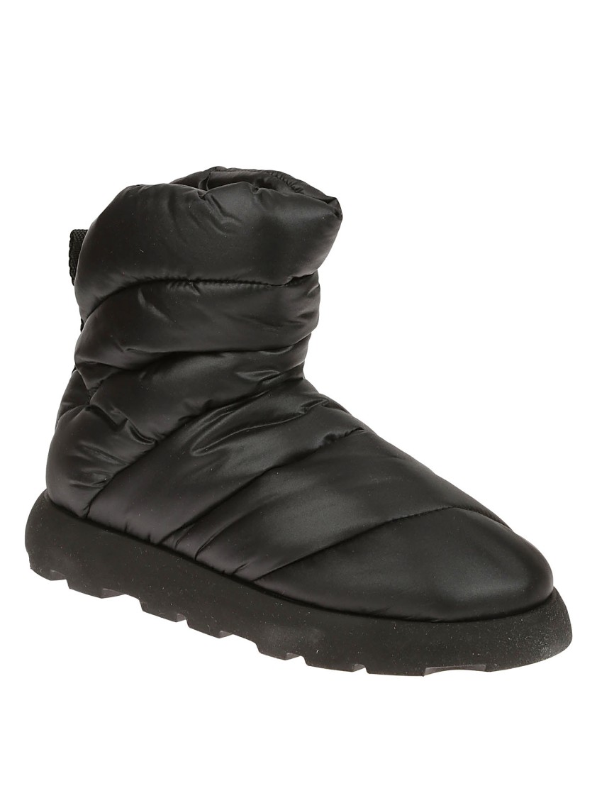 Piume Studio Quilted Black Padded Boots With Vegan Insulation In Black