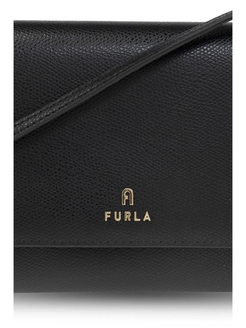 Furla Camelia Chain Wallet In Black