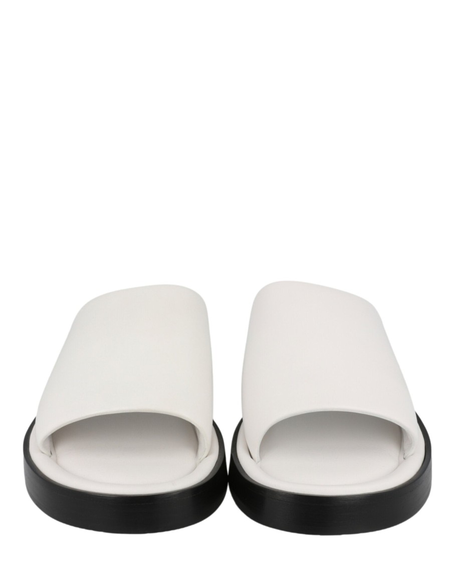 Ferragamo Giunone Leather Slides