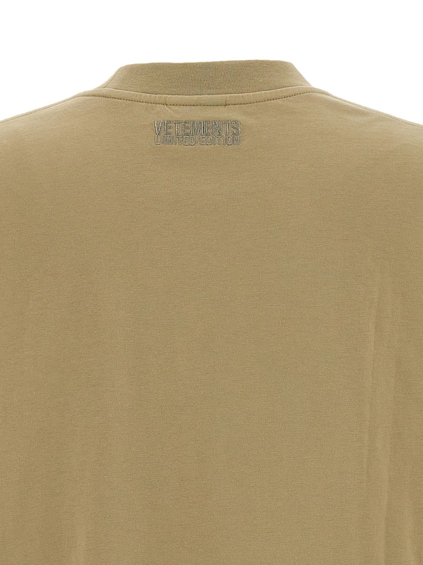 Vetements Taupe Oval Logo T-shirt In Brown