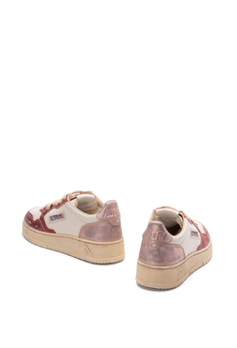 Autry Super Vintage Medalist Low Sneakers In Black