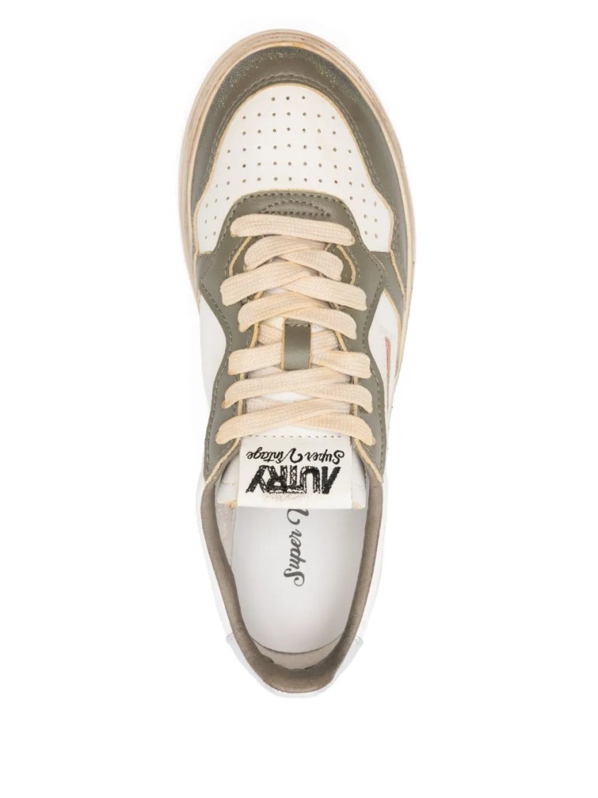 Autry Vintage Inspired Low-top Sneakers With Textured Accents In Neutrals