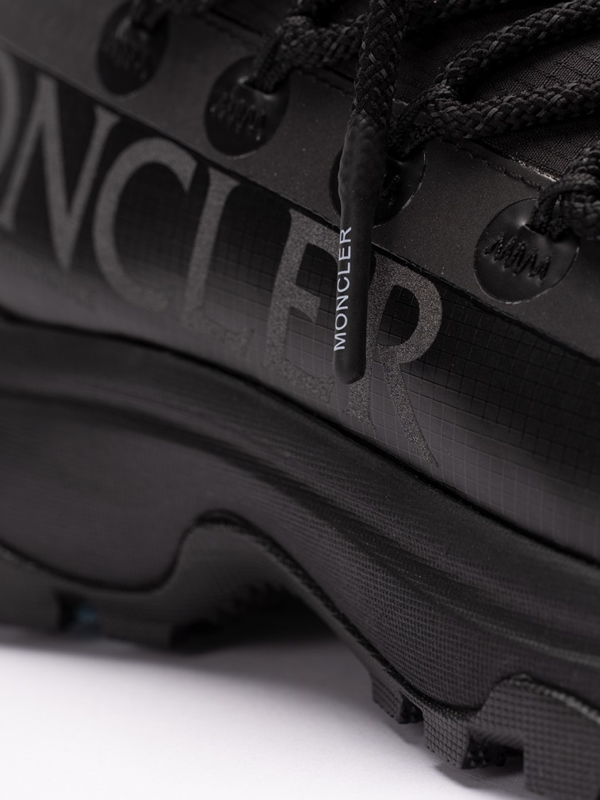 Shop Moncler `trailgrip Lite2` Low-top Sneakers