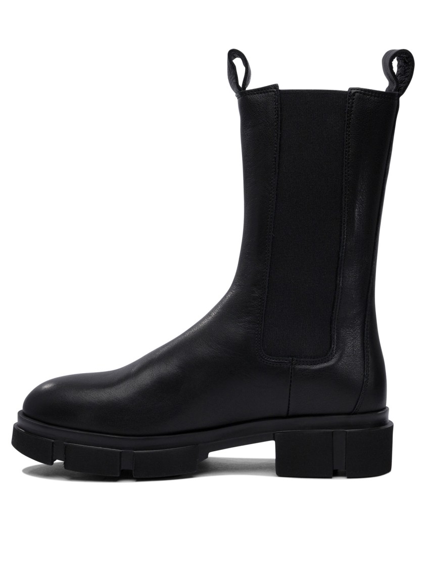 Copenhagen Black Ankle Boots With Elastic Side Panels In Black