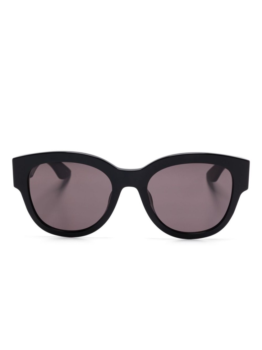 ALEXANDER MCQUEEN ALEXANDER MCQUEEN OVERSIZED BLACK SUNGLASSES WITH ANGULAR DESIGN 