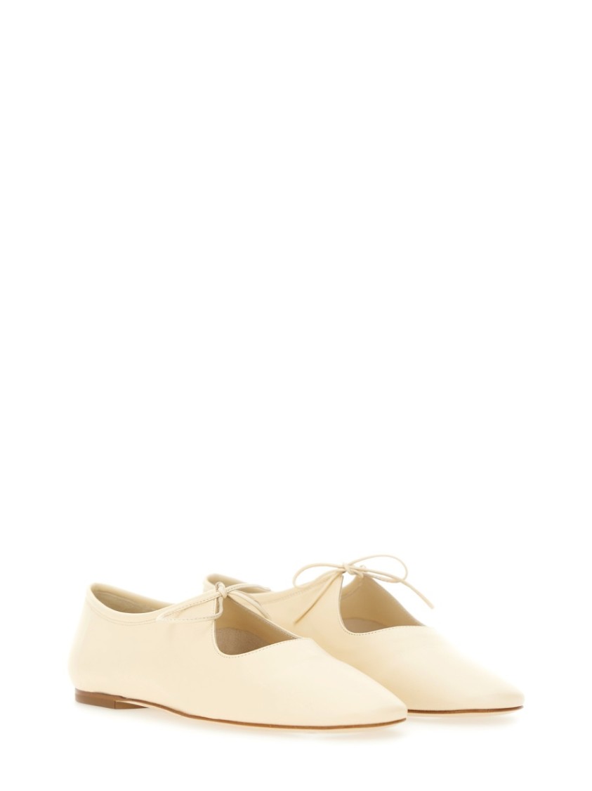 Aeyde Pointed Toe Leather Ballet Flats In Neutrals