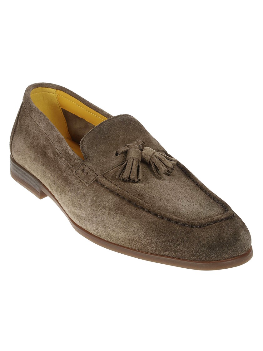 Doucal's Classic Suede Tassel Loafers With Bowl Stitching In Brown