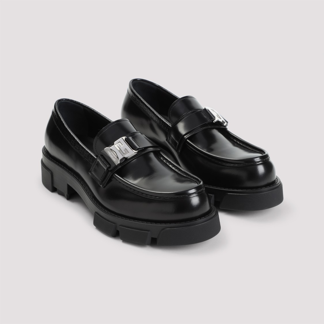 Givenchy Polished Black Bull Leather Loafers With Chunky Sole In Black