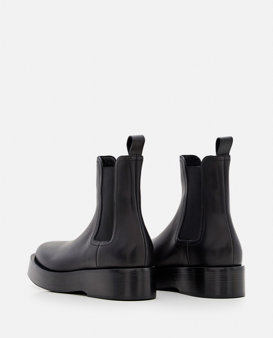 Bottega Veneta Torino Chelsea Ankle Boots In Black