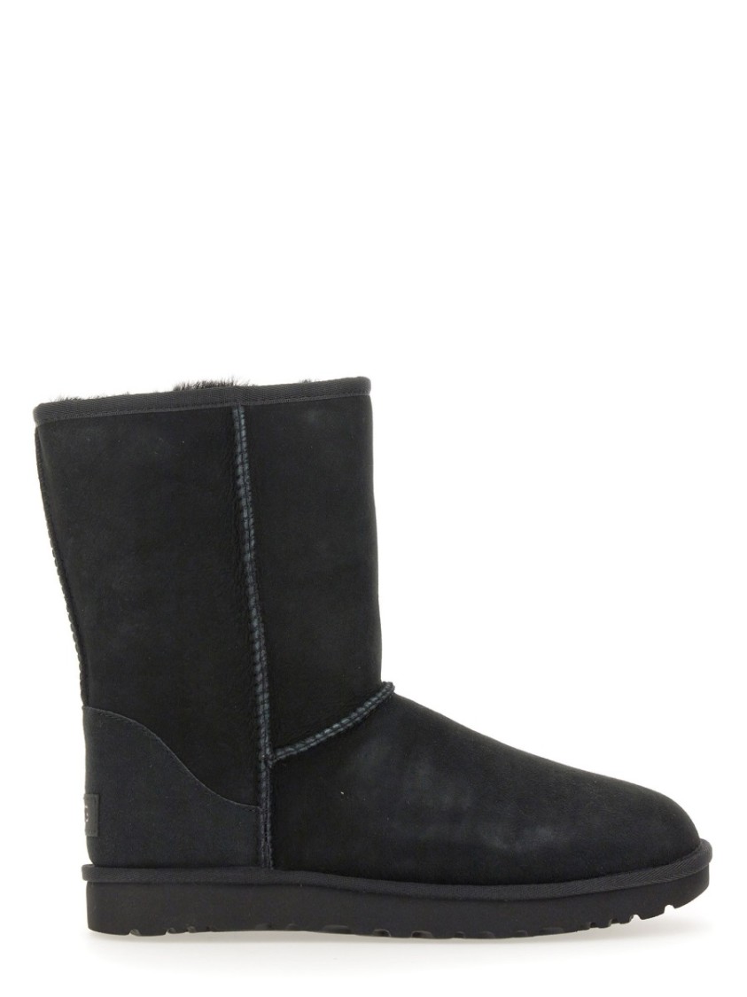 Ugg Boot Classic Short Ii In Black