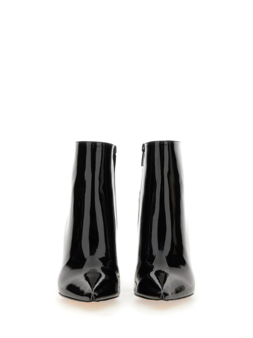 Gianvito Rossi Chic Patent Leather Ankle Boot For Women In Black