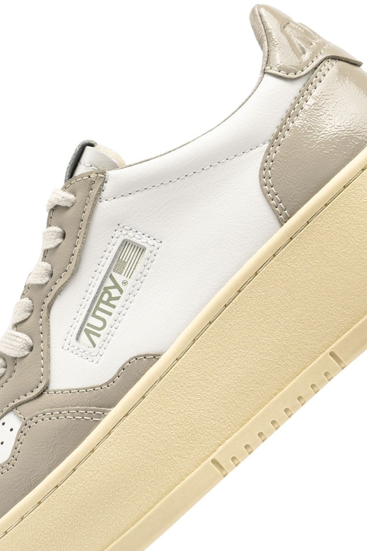 Autry Platform Low Lea Pat Wht Pltaupe Sneakers In White