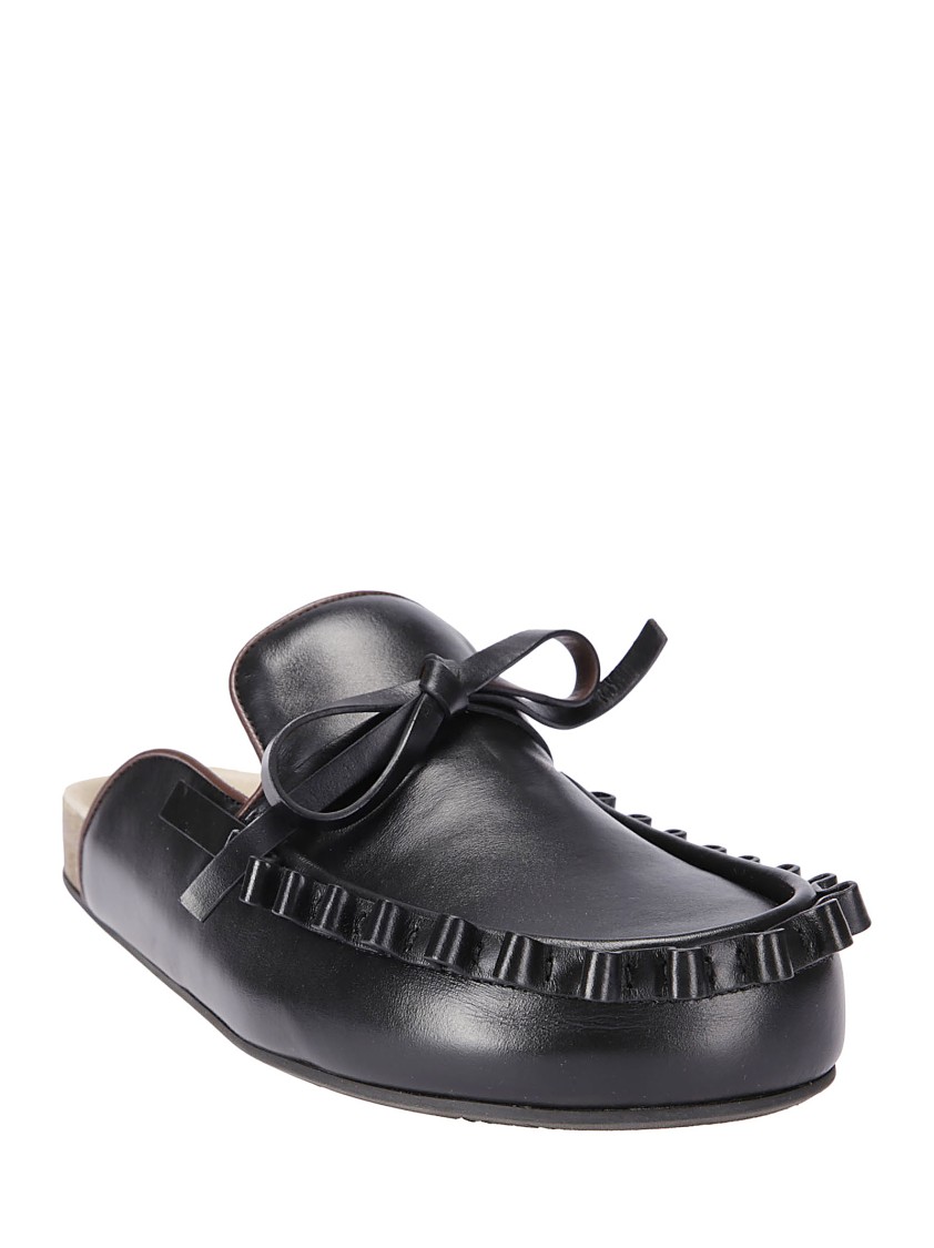 Jw Anderson Ruffle Loafer Leather Mules In Black