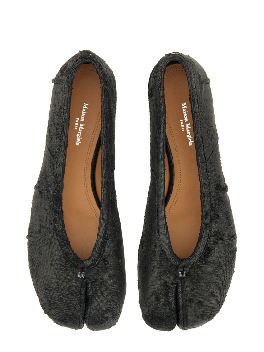 Maison Margiela Black Leather Tabi Ballerinas With Iconic Tabi Split-toe In Black