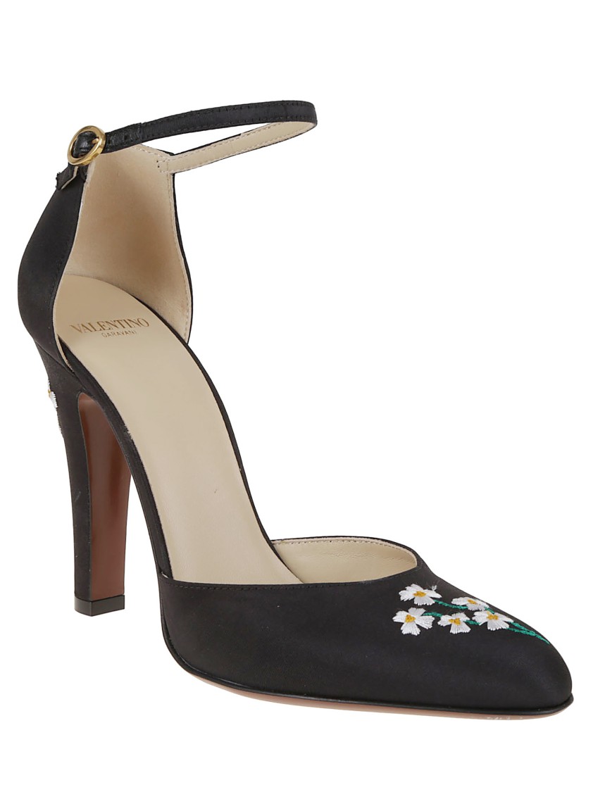 Valentino Fabric Dolly Pumps Embroidered Detail In Black