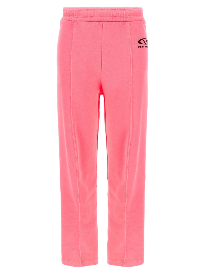 Vetements 'oval Logo' Joggers In Pink