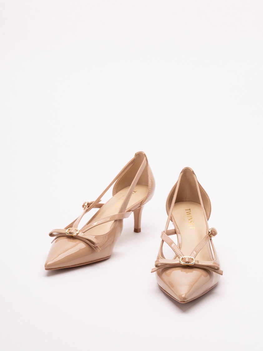 Twinset Twin-set Pointed Toe Pumps With Delicate Bow Accent In Neutral