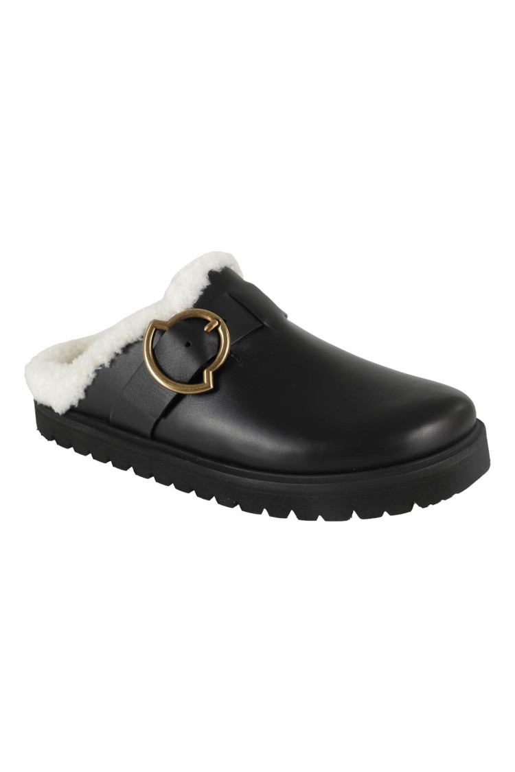 サンダル・ミュール Moncler Bell Mules With Faux Shearling Lining Moncler Bell Mules With Faux Shearling Lining | THE LIST