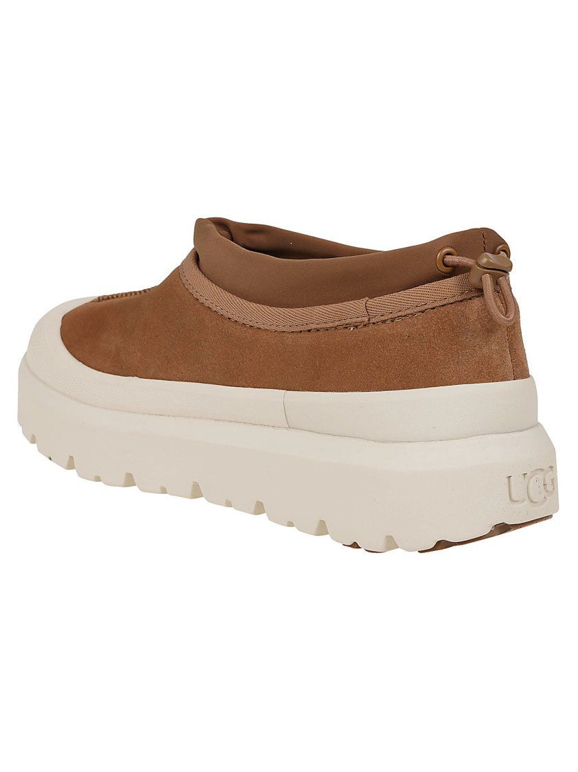 Ugg Tasman Weather Hybrid Chestnut Whitecap Slipper In Brown