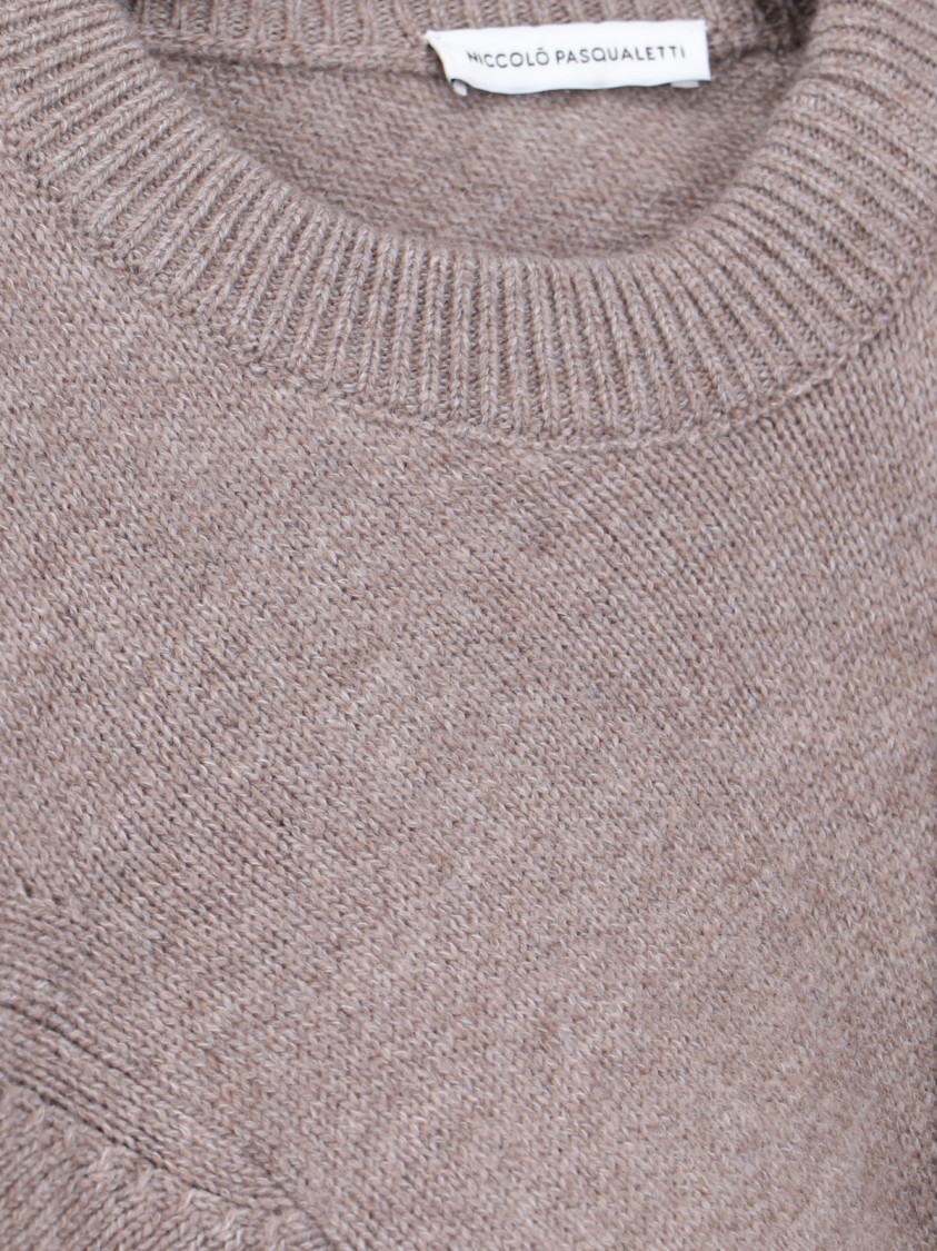 NICCOLÒ PASQUALETTI NICCOLÒ PASQUALETTI ASYMMETRICAL UNSTRUCTURED SWEATER IN BEIGE