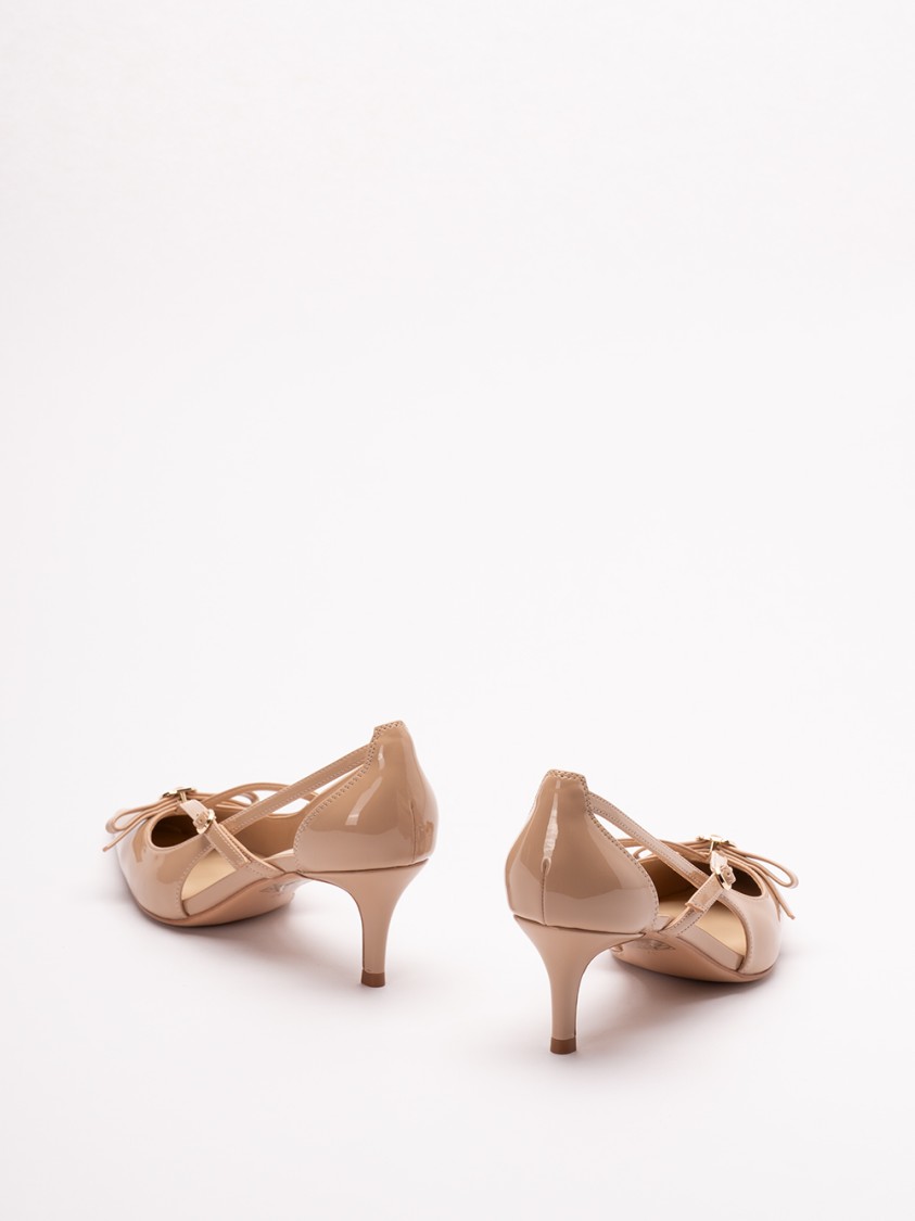 Twinset Twin-set Pointed Toe Pumps With Delicate Bow Accent In Neutral