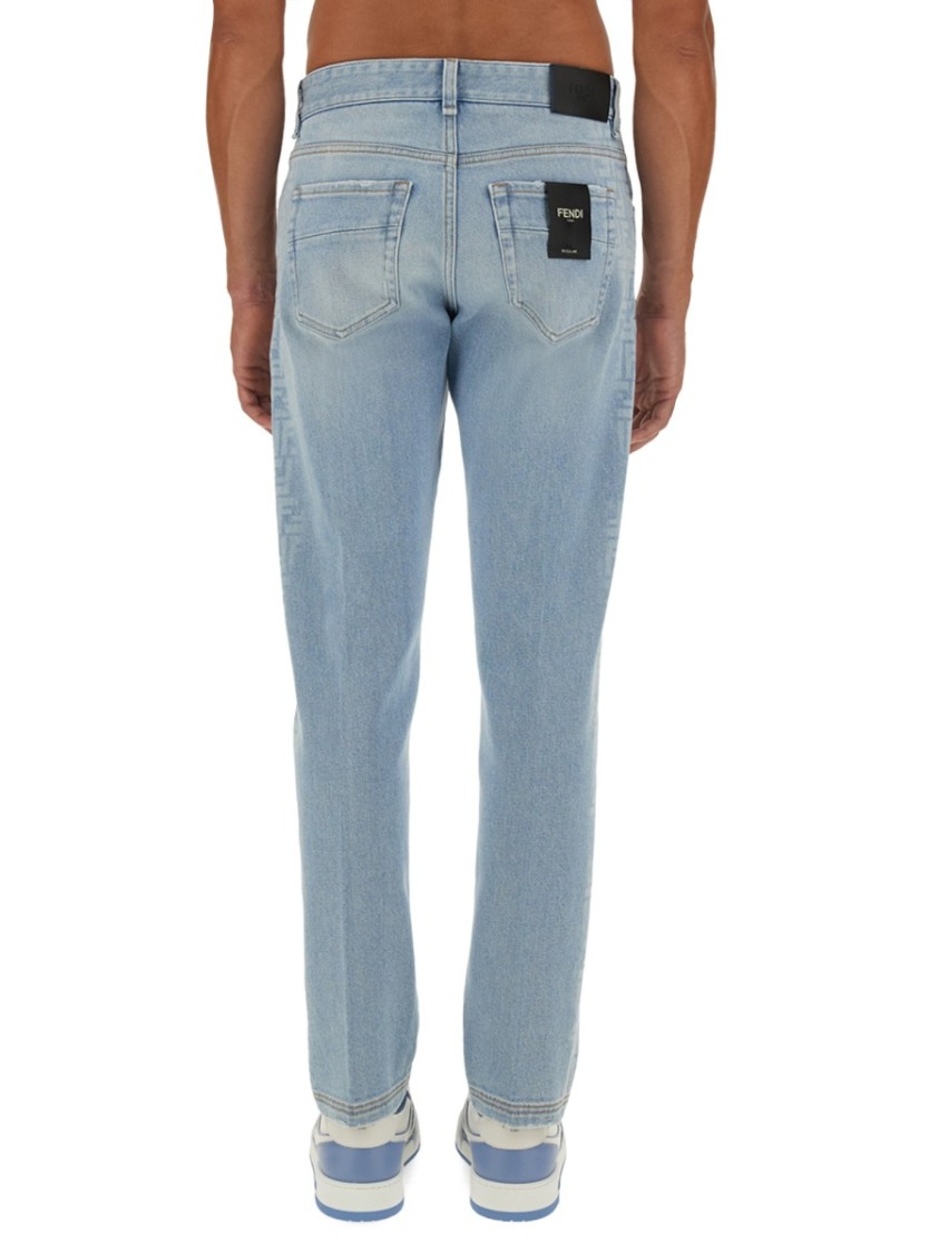 新作☆【FENDI】ストレートレッグジーンズ Fendi Light Wash Straight-Leg Denim Jeans in Blue | THE LIST