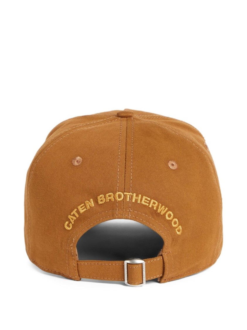 Dsquared2 Brown Cap With Embroidered Logo Patch In Brown