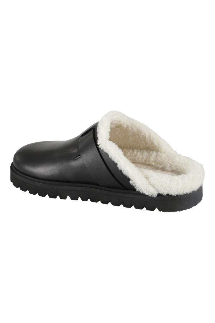 サンダル・ミュール Moncler Bell Mules With Faux Shearling Lining Moncler Bell Mules With Faux Shearling Lining | THE LIST
