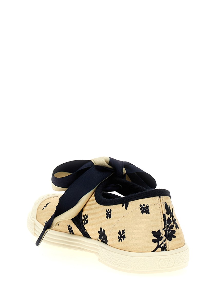 Valentino Garavani 'Bay By Bay' Ballerina | THE LIST