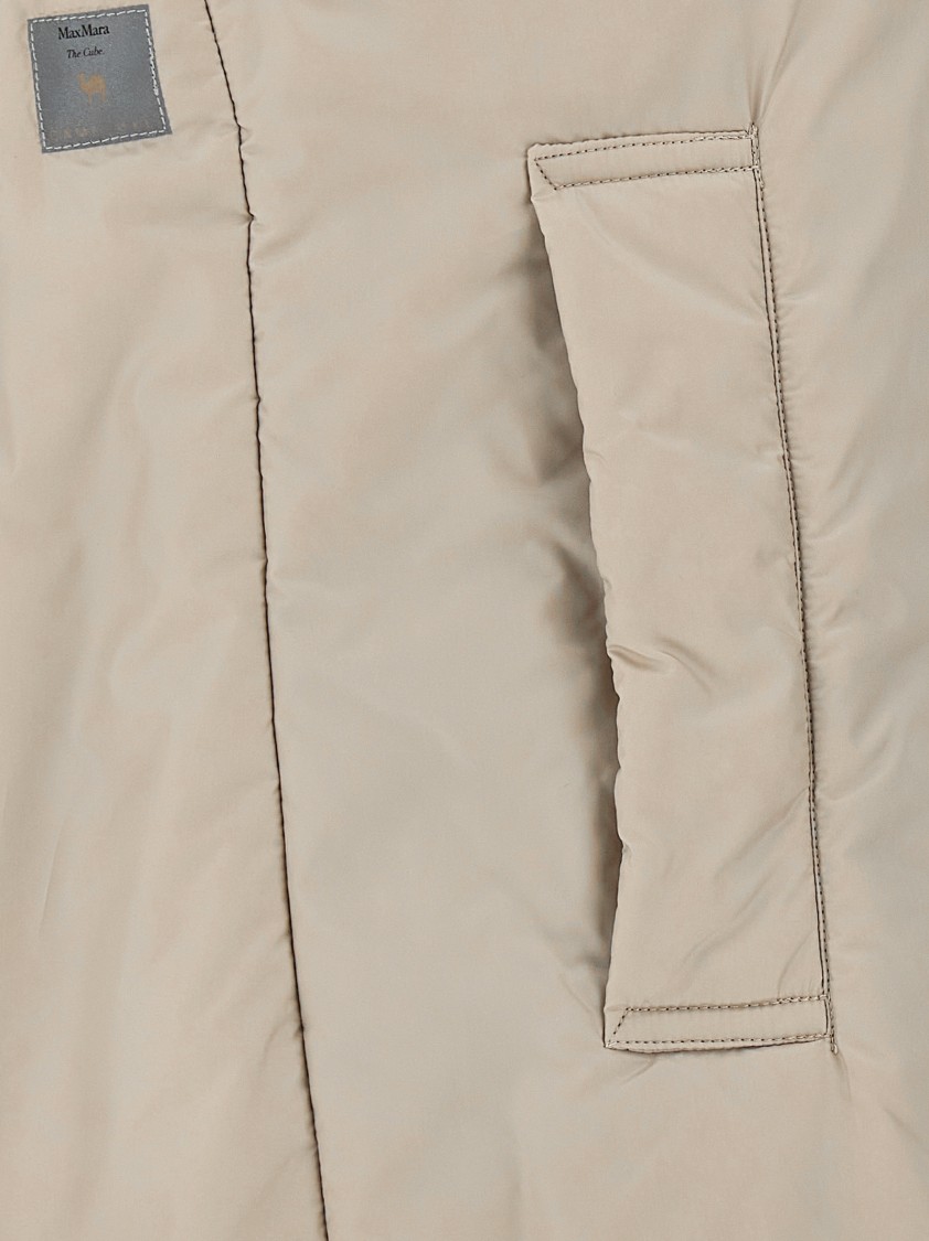 Max Mara Beige Padded Sleeveless Jacket In Gray