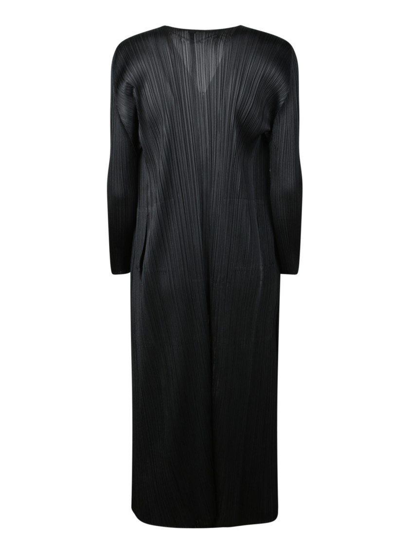 BAO BAO ISSEY MIYAKE BAO BAO ISSEY MIYAKE PLEATED BLACK CARDIGAN WITH OPEN FRONT DESIGN